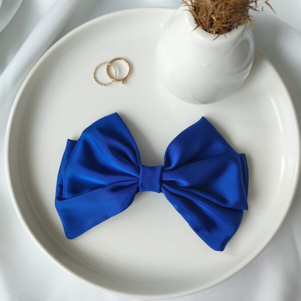 Mała kokarda do włosów kobaltowa handmade – Zszywka