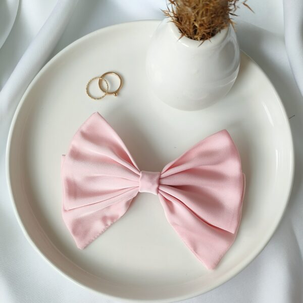 Mała kokarda do włosów różowa handmade – Zszywka