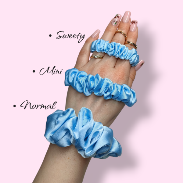 Scrunchie jedwabna niebieska handmade